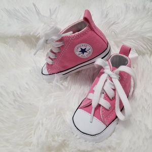 Converse pink shoes